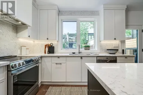 54 Sproat Avenue Toronto (south Riverdale) ON M4M 1W4
