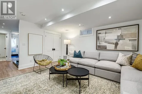 54 Sproat Avenue Toronto (south Riverdale) ON M4M 1W4