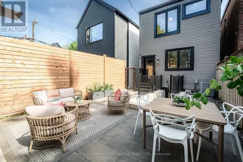 54 Sproat Avenue Toronto (south Riverdale) ON M4M 1W4