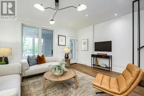 54 Sproat Avenue Toronto (south Riverdale) ON M4M 1W4