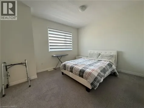 18 Dolucci Crescent Brampton ON L7A 5E9