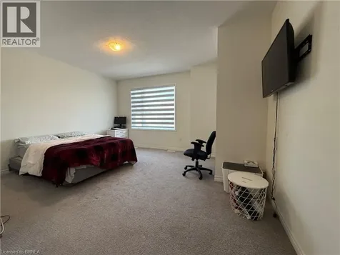 18 Dolucci Crescent Brampton ON L7A 5E9