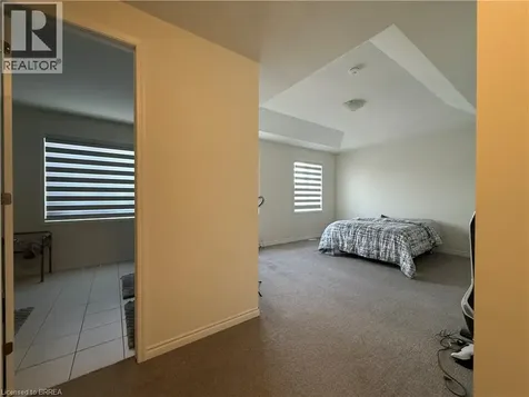 18 Dolucci Crescent Brampton ON L7A 5E9