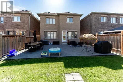 43 Hoard Avenue North New Tecumseth ON L9R 0M7