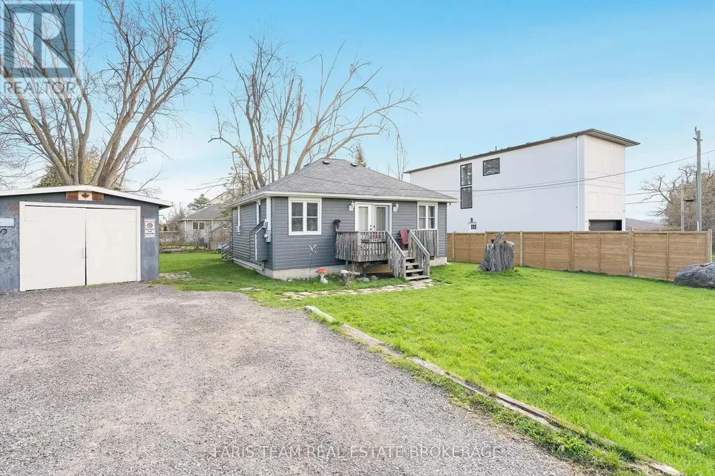 1417 Maple Way Innisfil ON L0L 1C0