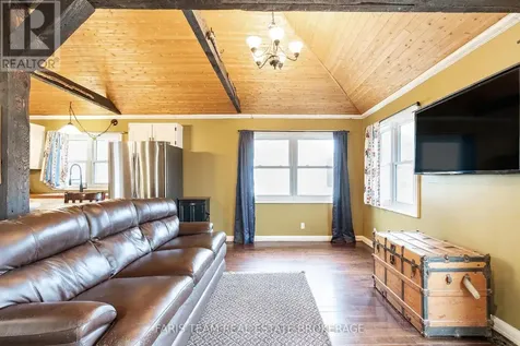 1417 Maple Way Innisfil ON L0L 1C0