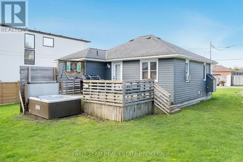1417 Maple Way Innisfil ON L0L 1C0
