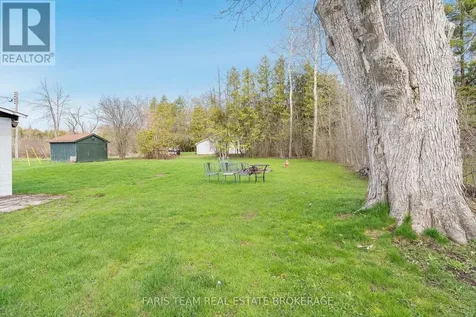 1417 Maple Way Innisfil ON L0L 1C0