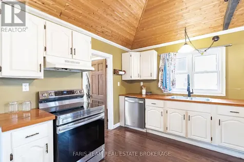 1417 Maple Way Innisfil ON L0L 1C0
