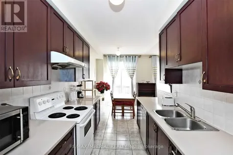 8 Townwood Drive Richmond Hill ON L4E 4Y3