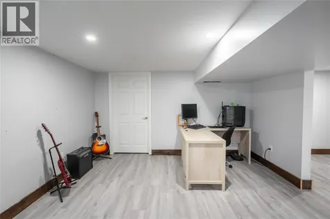 462 Davis Street Sarnia ON N7T 1C4