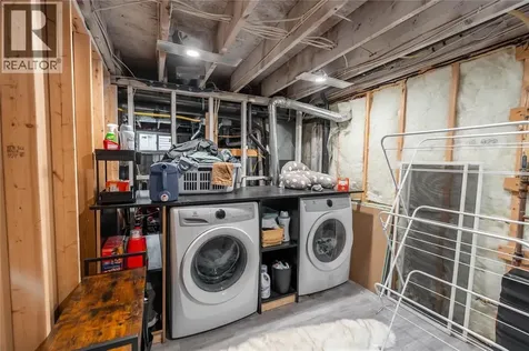 462 Davis Street Sarnia ON N7T 1C4