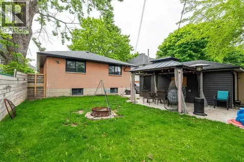 462 Davis Street Sarnia ON N7T 1C4