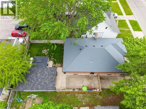 462 Davis Street Sarnia ON N7T 1C4