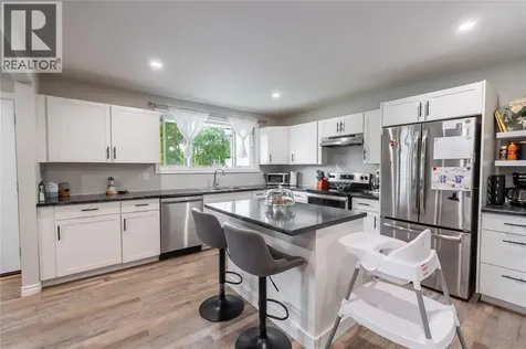 462 Davis Street Sarnia ON N7T 1C4