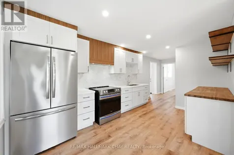 71 Lakeshore Road East Oro-medonte ON L0L 2E0