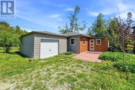 71 Lakeshore Road East Oro-medonte ON L0L 2E0