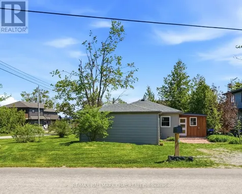 71 Lakeshore Road East Oro-medonte ON L0L 2E0