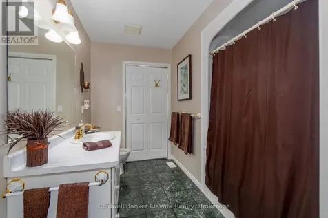 2705 Kingsway Drive Kitchener ON N2C 2T2
