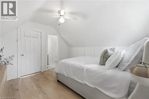 23 East 21st Street Hamilton ON L8V 2T3
