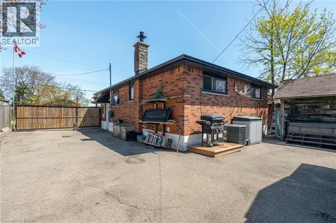 151 Winchester Boulevard Hamilton ON L8T 2M9