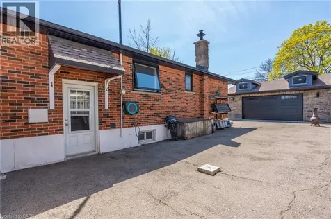 151 Winchester Boulevard Hamilton ON L8T 2M9