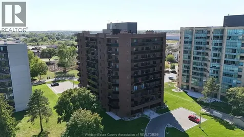 3663 Riverside Drive East Windsor ON N8Y 4V3