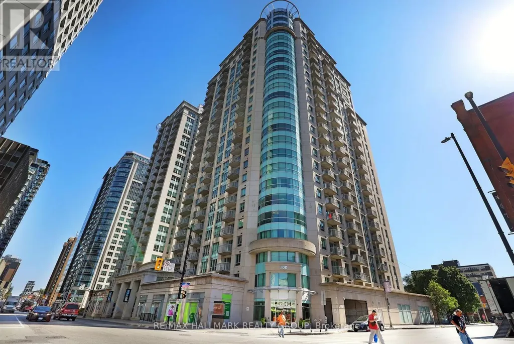 200 Rideau Street Ottawa ON K1N 5Y1
