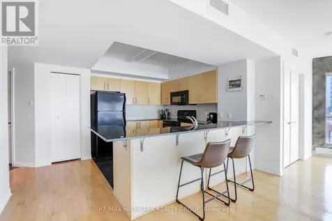 200 Rideau Street Ottawa ON K1N 5Y1