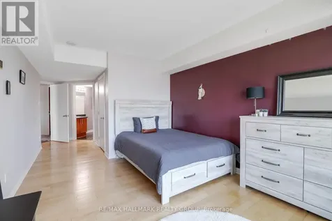 200 Rideau Street Ottawa ON K1N 5Y1