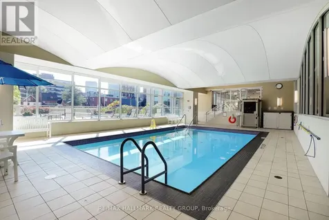 200 Rideau Street Ottawa ON K1N 5Y1