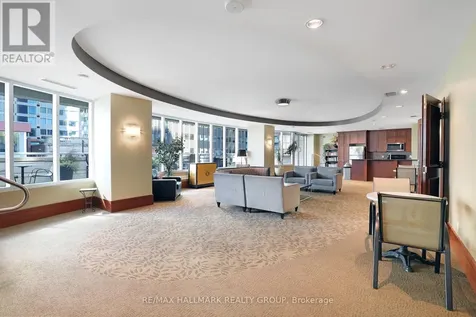 200 Rideau Street Ottawa ON K1N 5Y1