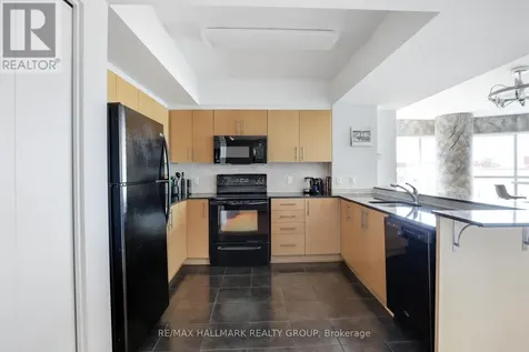 200 Rideau Street Ottawa ON K1N 5Y1
