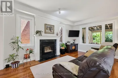 2043 Riverside Drive Ottawa ON K1H 7X1