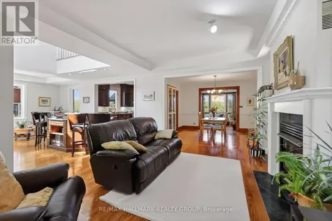 2043 Riverside Drive Ottawa ON K1H 7X1