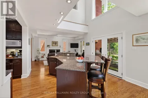 2043 Riverside Drive Ottawa ON K1H 7X1
