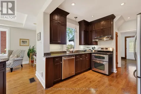 2043 Riverside Drive Ottawa ON K1H 7X1