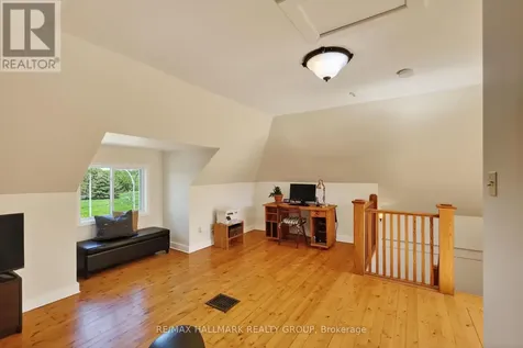 2043 Riverside Drive Ottawa ON K1H 7X1