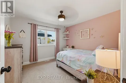 6 Berdux Place Wellesley ON N0B 2T0