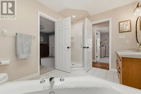 6 Berdux Place Wellesley ON N0B 2T0