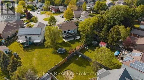 6 Berdux Place Wellesley ON N0B 2T0