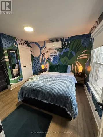792 Pierre Avenue Windsor ON N9A 2K5