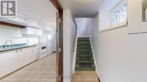 390 Roehampton Avenue Toronto (mount Pleasant East) ON M4P 1S4