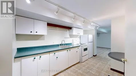 390 Roehampton Avenue Toronto (mount Pleasant East) ON M4P 1S4