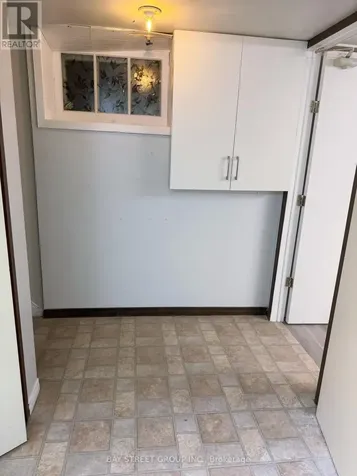 390 Roehampton Avenue Toronto (mount Pleasant East) ON M4P 1S4