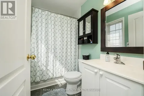 109 Collis Drive Aurora ON L4G 7V2