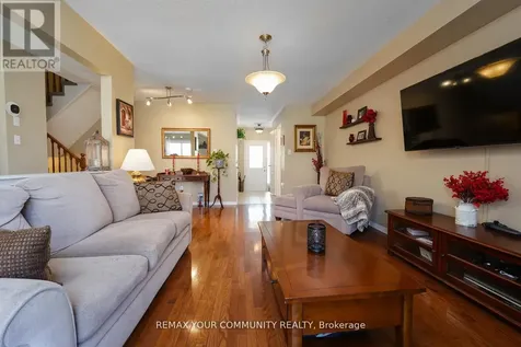 109 Collis Drive Aurora ON L4G 7V2