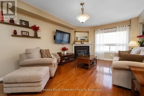 109 Collis Drive Aurora ON L4G 7V2