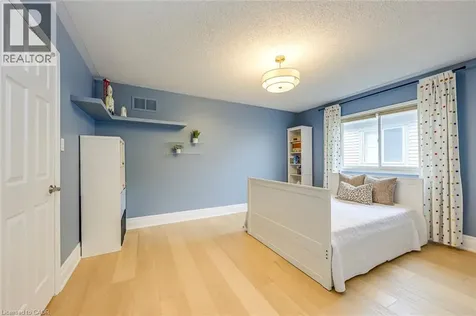 4267 Sarazen Drive Burlington ON L7M 4Z2