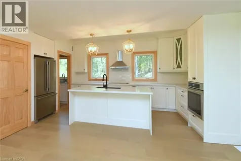 1417 Dickie Lake Road Baysville ON P0B 1A0